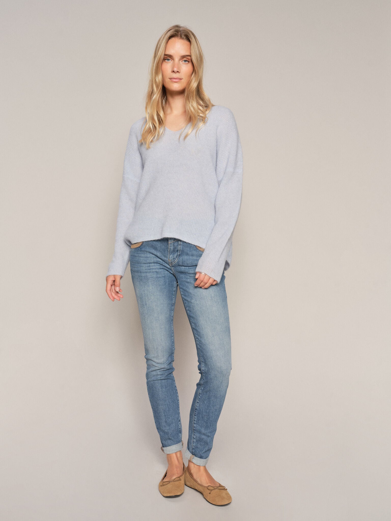 Modelshot / Blue / Detail